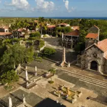 altos-de-chavon-drone